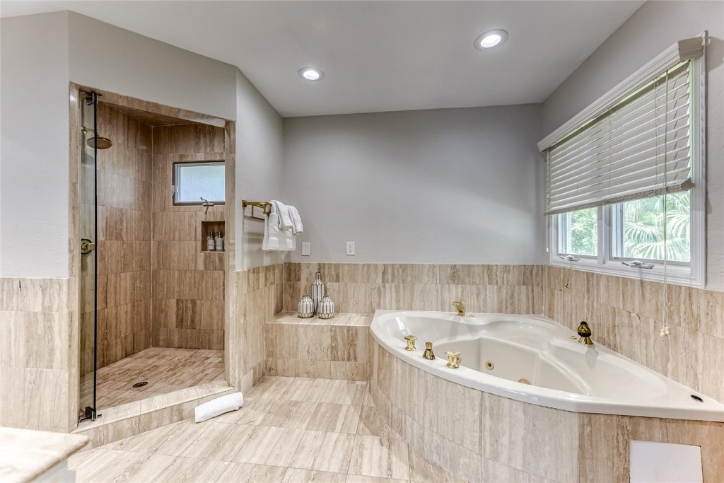 616 1st Key Drive - Photo 32