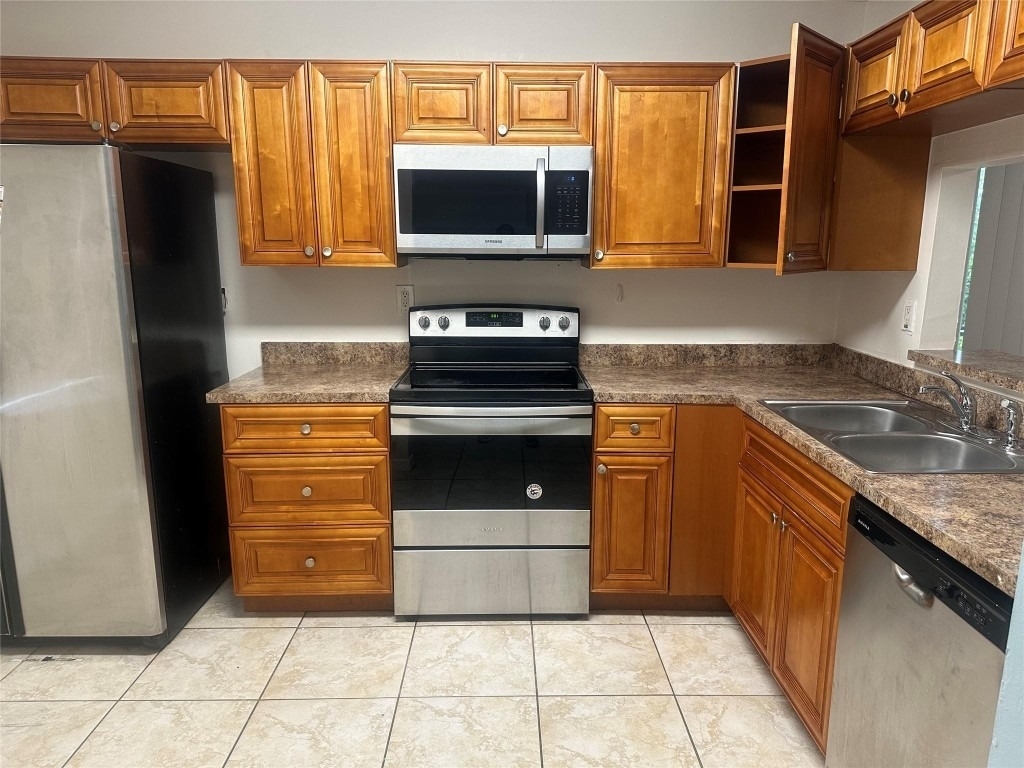 11150 W Sample Road - Photo 2