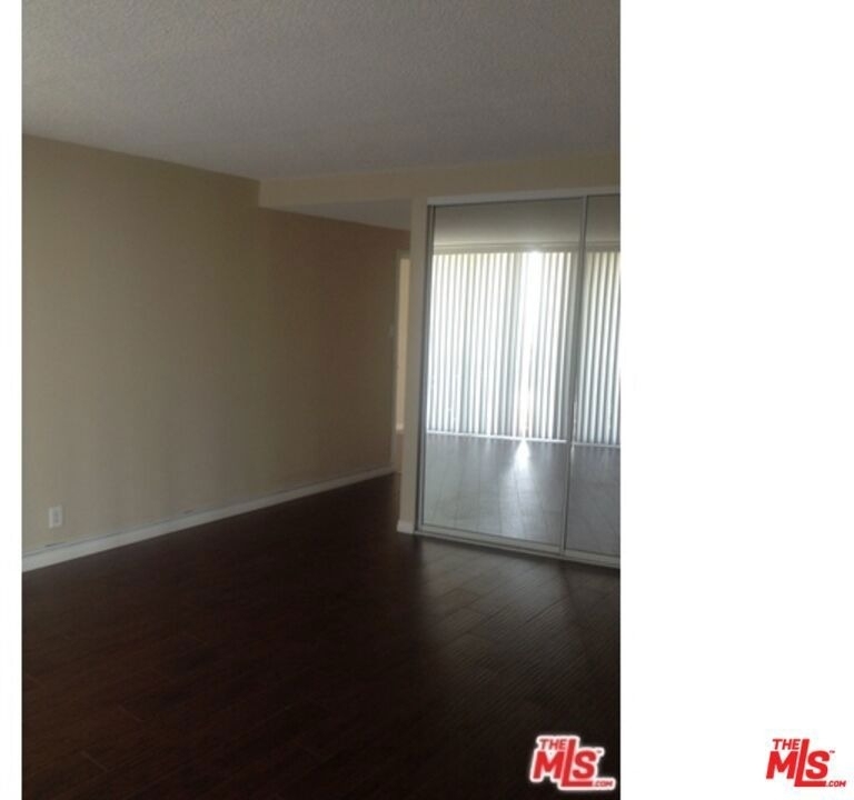 700 E Ocean Boulevard - Photo 7