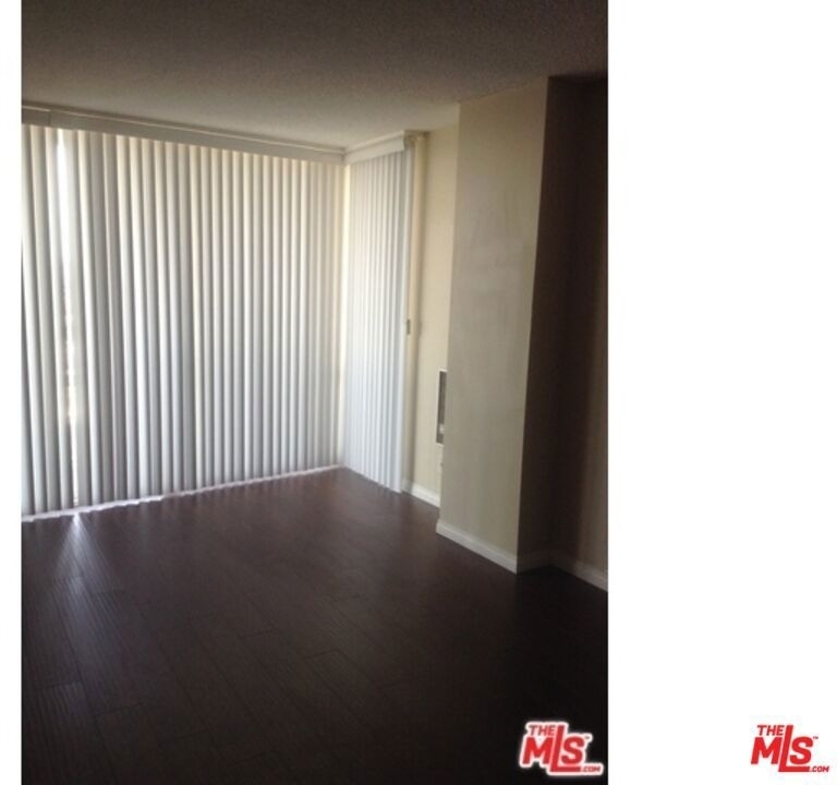 700 E Ocean Boulevard - Photo 6