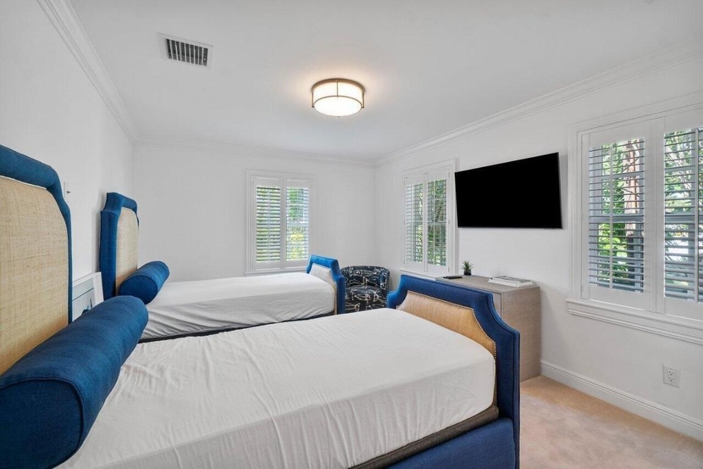 100 Regents Park Road - Photo 21