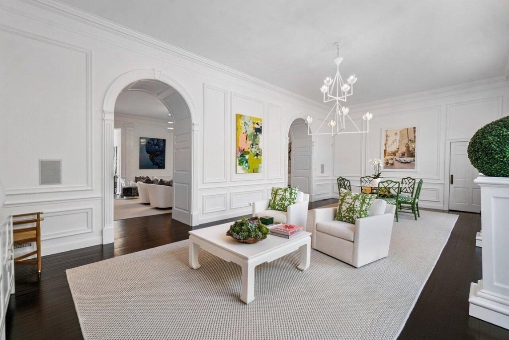 100 Regents Park Road - Photo 8