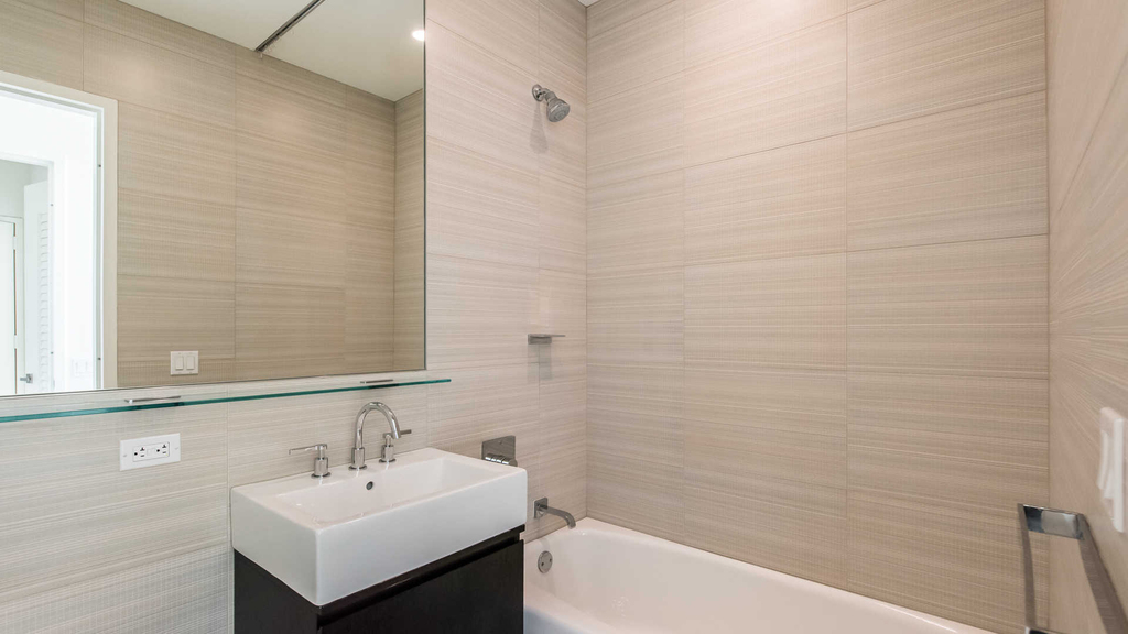 105 W 29th Street - Photo 20