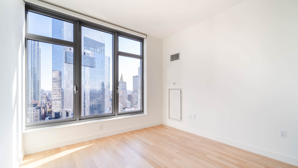 105 W 29th Street - Photo 22
