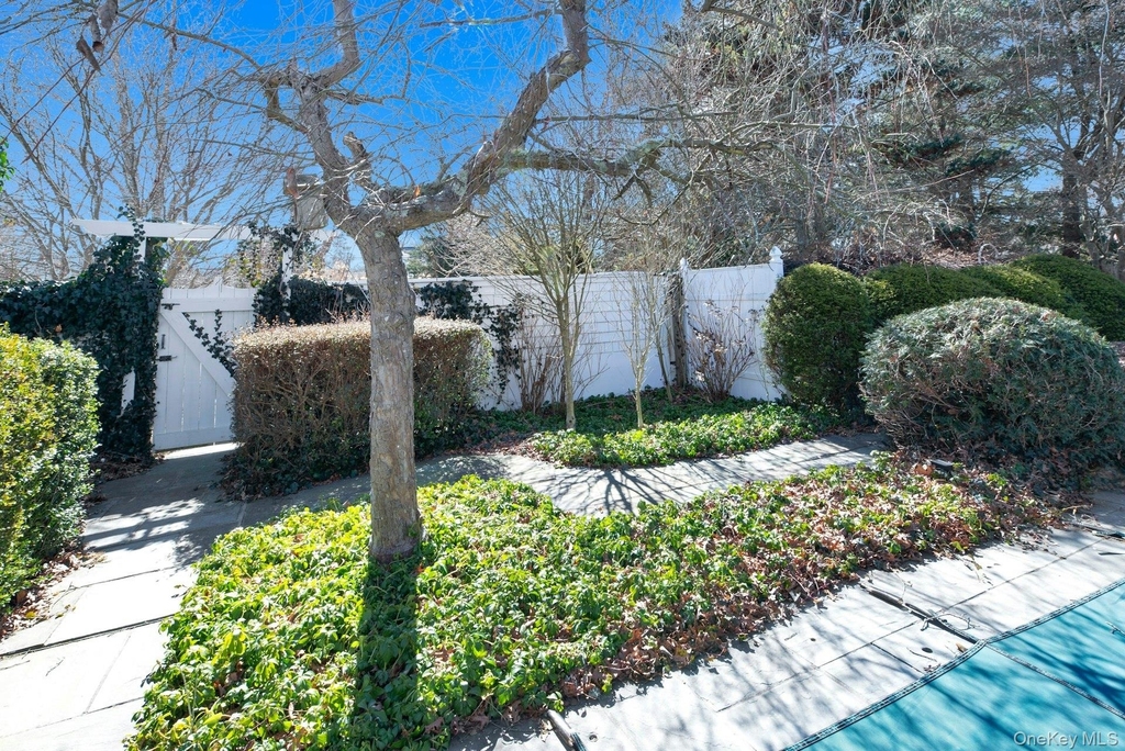 94 S Country Road - Photo 6