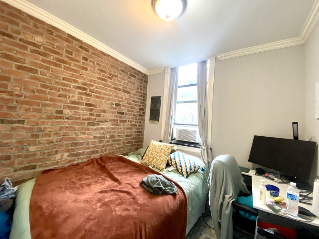 Clinton & Rivington St - Photo 2