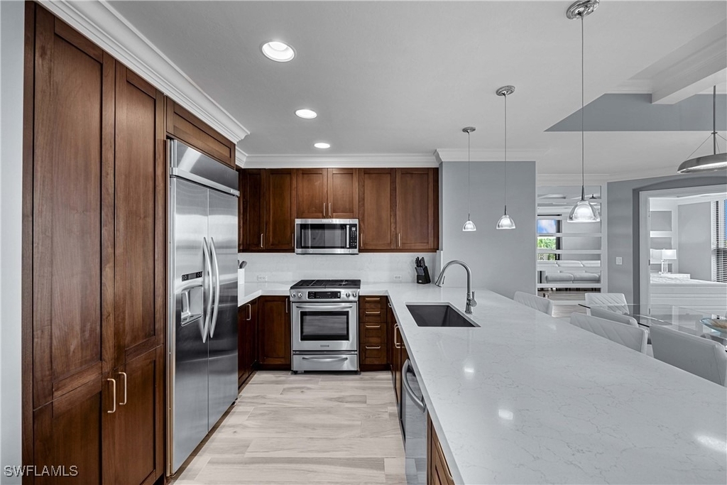 9115 Strada Place - Photo 7