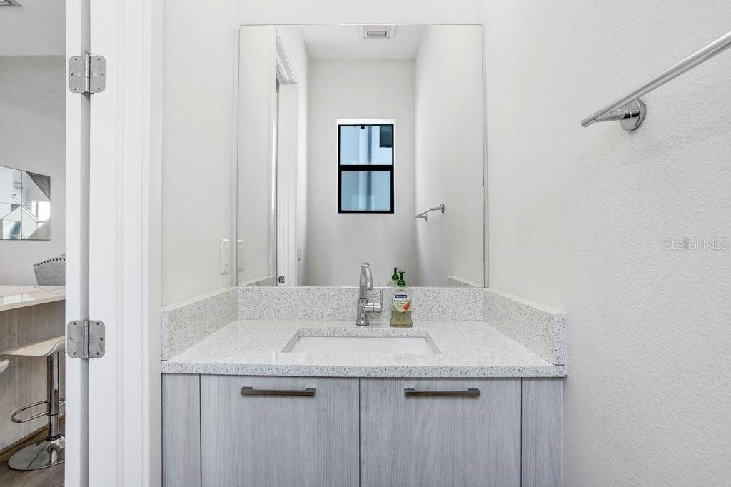 2511 N Grady Avenue - Photo 12