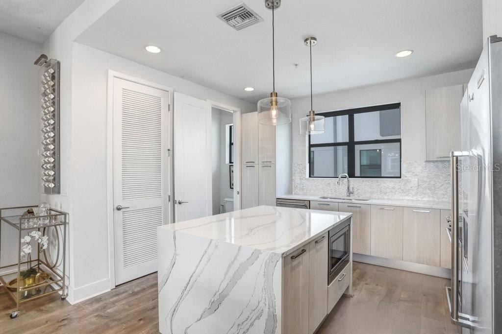 2511 N Grady Avenue - Photo 7