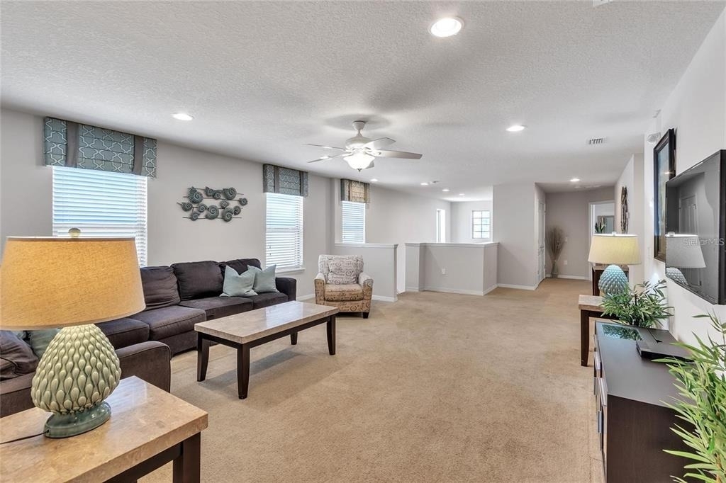 8916 Rhodes Street - Photo 10