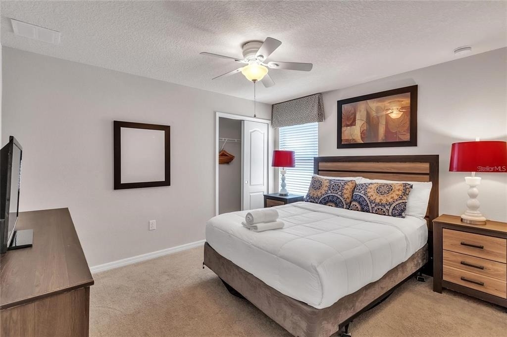 8916 Rhodes Street - Photo 14