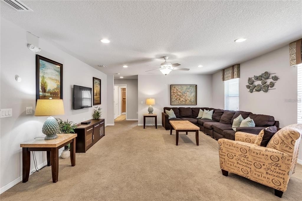 8916 Rhodes Street - Photo 8