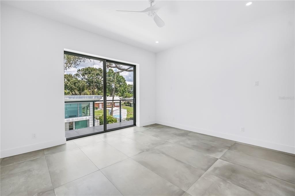 2065 Goldenrod Street - Photo 33
