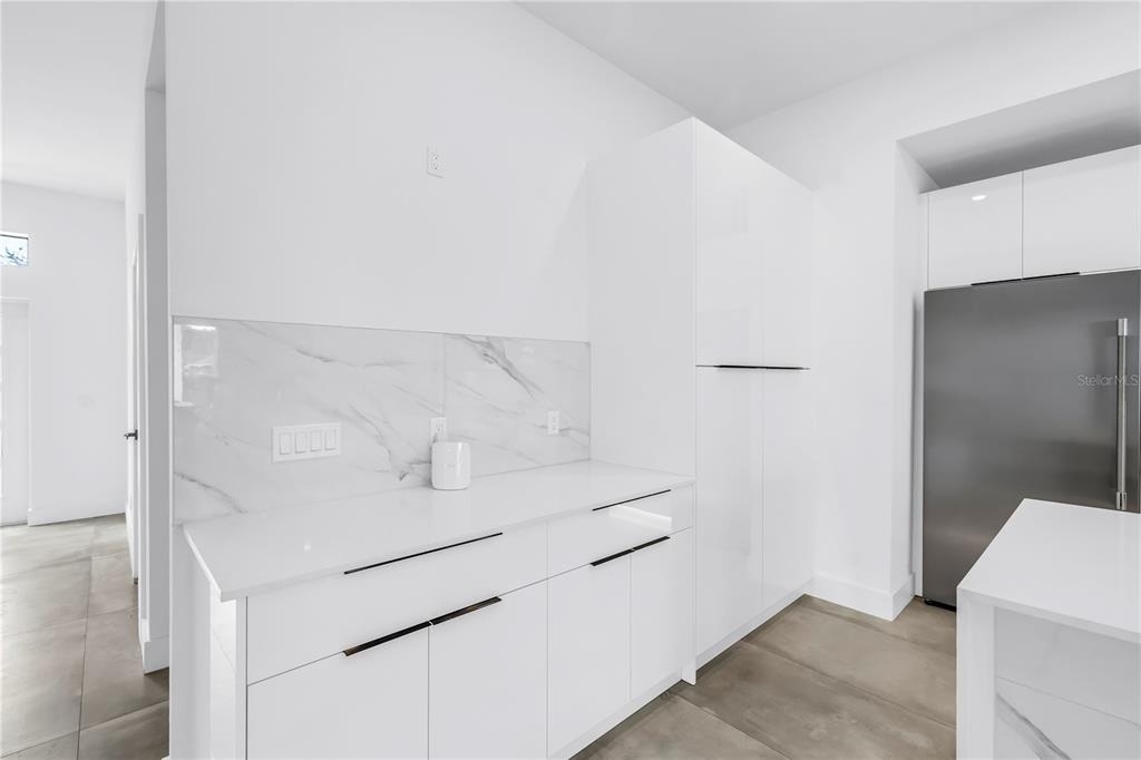 2065 Goldenrod Street - Photo 7