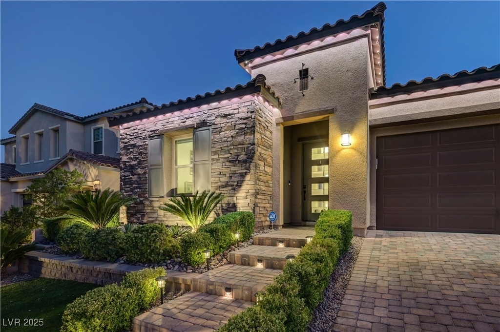 3943 Reyes Avenue - Photo 82