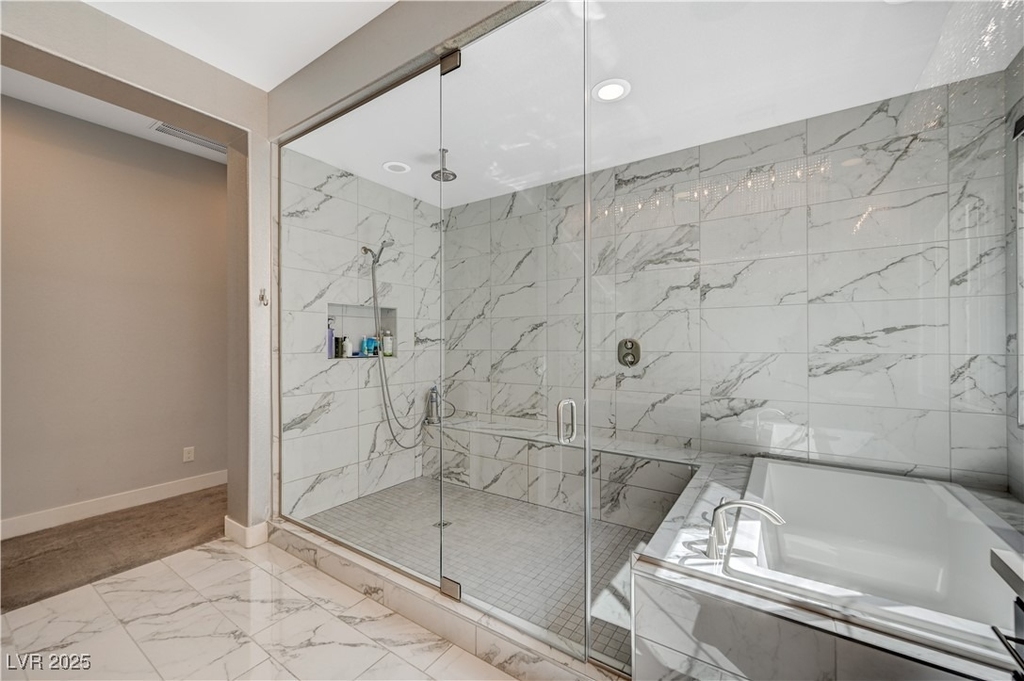 3943 Reyes Avenue - Photo 33