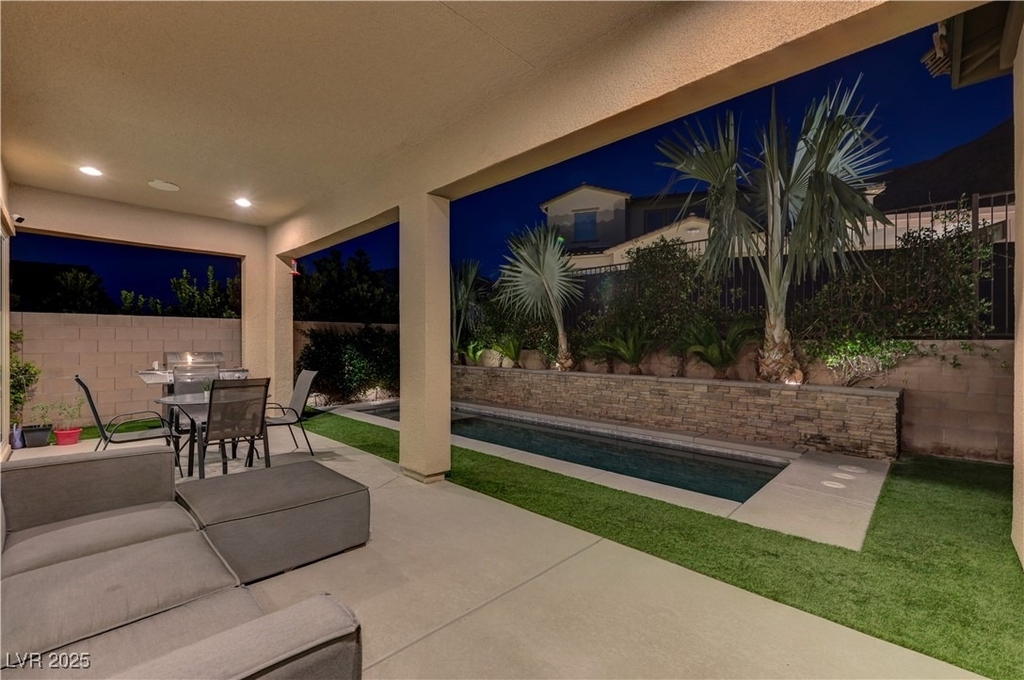 3943 Reyes Avenue - Photo 90
