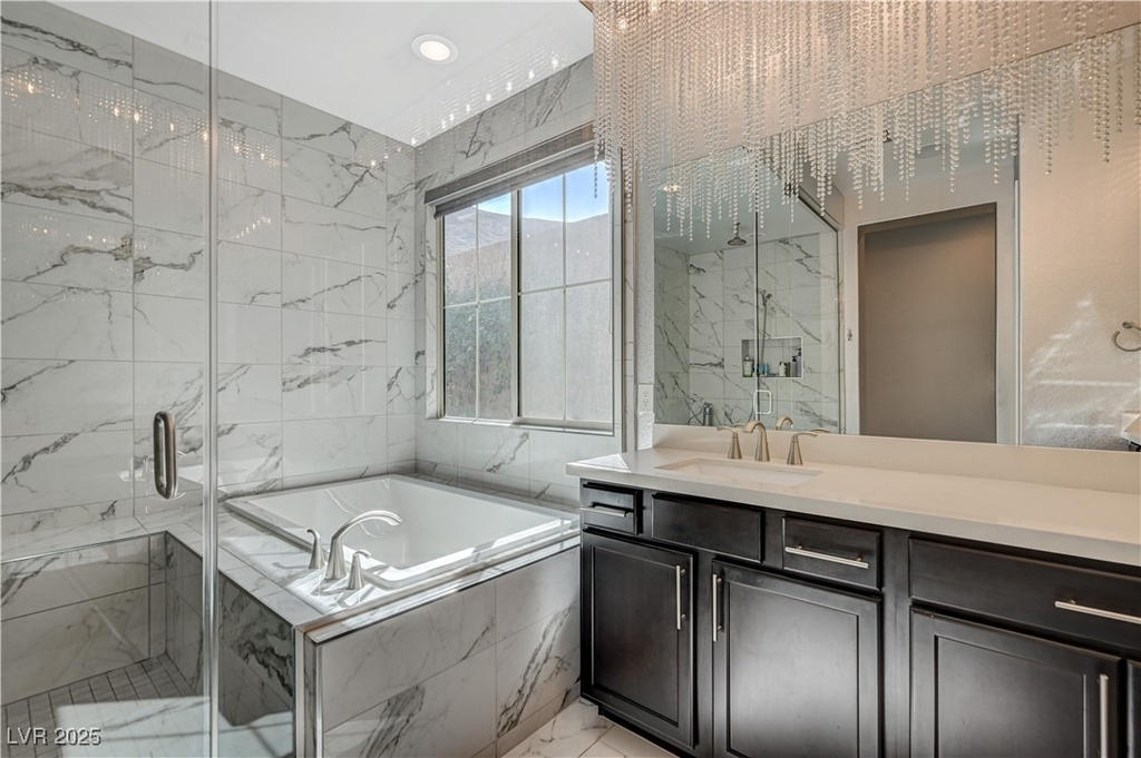 3943 Reyes Avenue - Photo 32