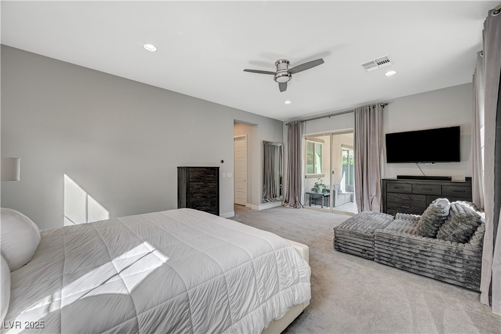 3943 Reyes Avenue - Photo 37