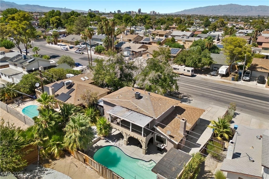 2571 Vegas Valley Drive - Photo 43