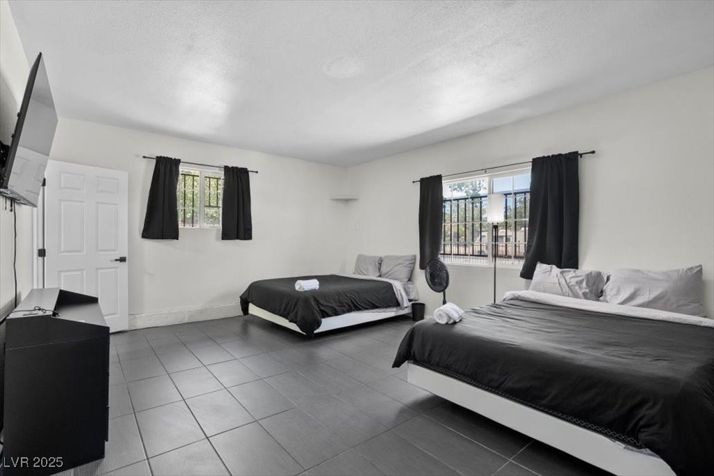2571 Vegas Valley Drive - Photo 22