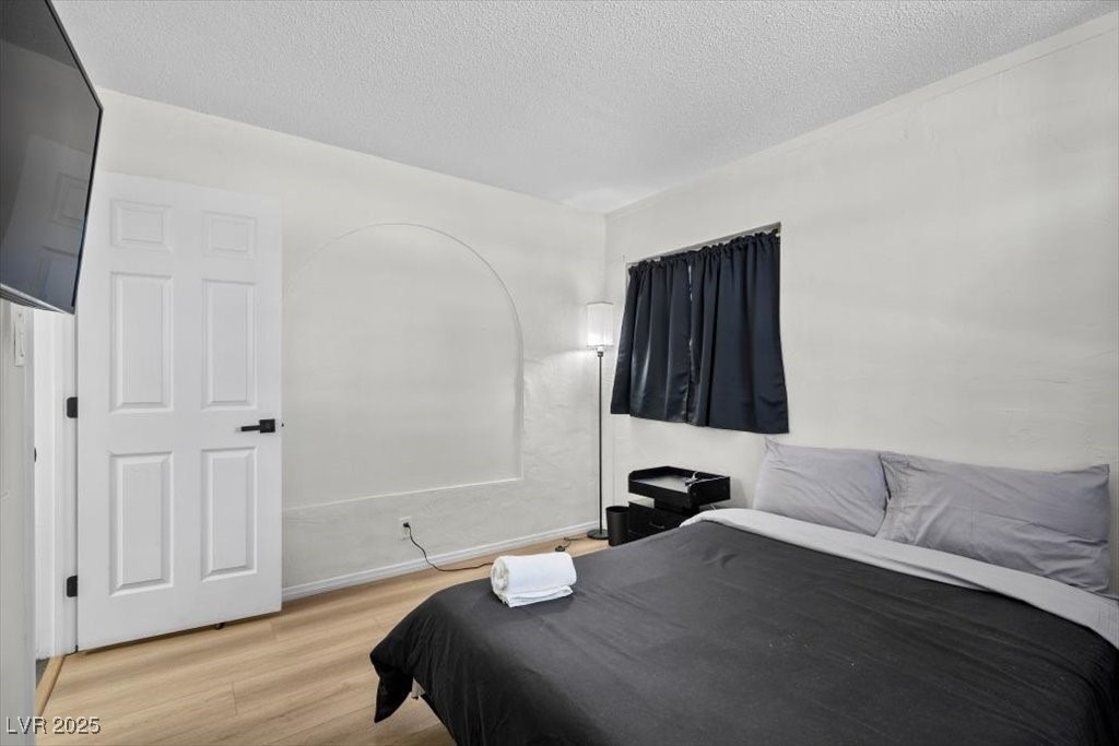 2571 Vegas Valley Drive - Photo 28