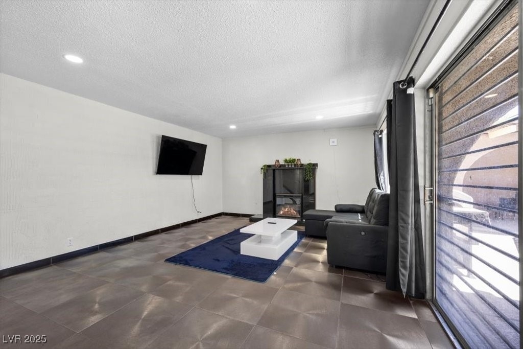 2571 Vegas Valley Drive - Photo 4
