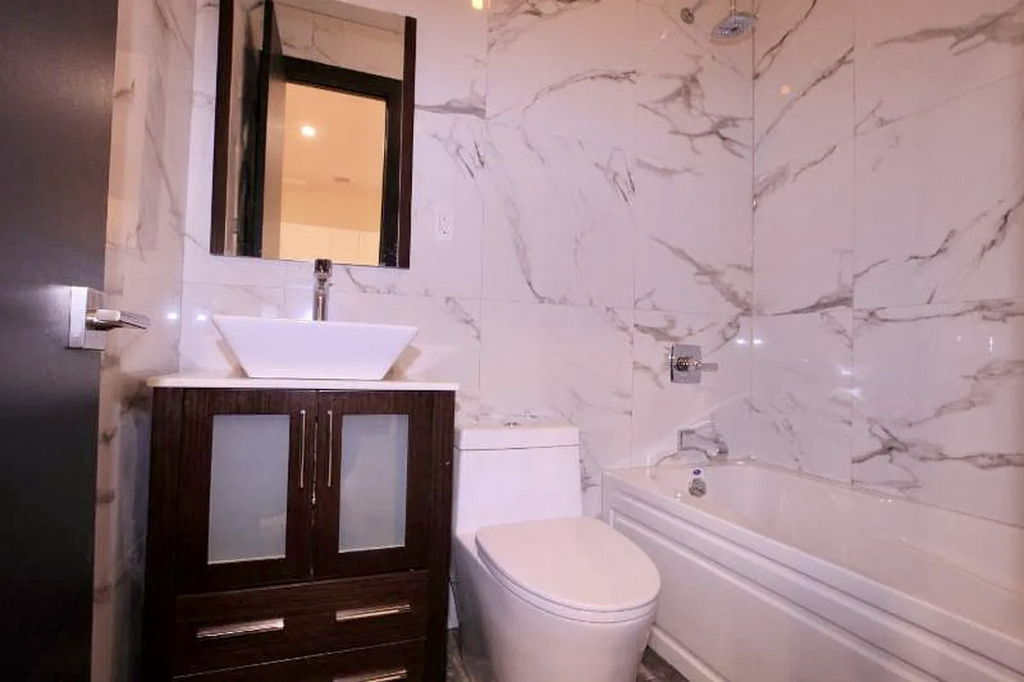 758 Putnam Avenue - Photo 7