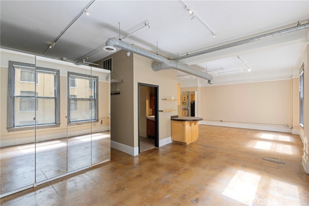 108 W 2nd Street - Photo 11