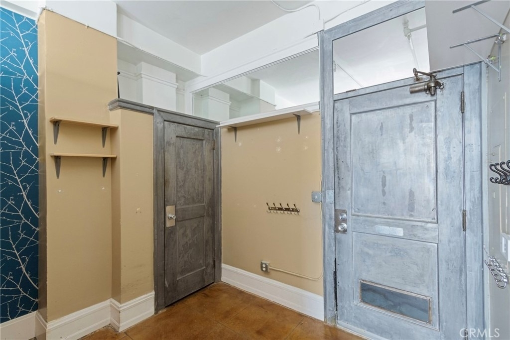 108 W 2nd Street - Photo 14
