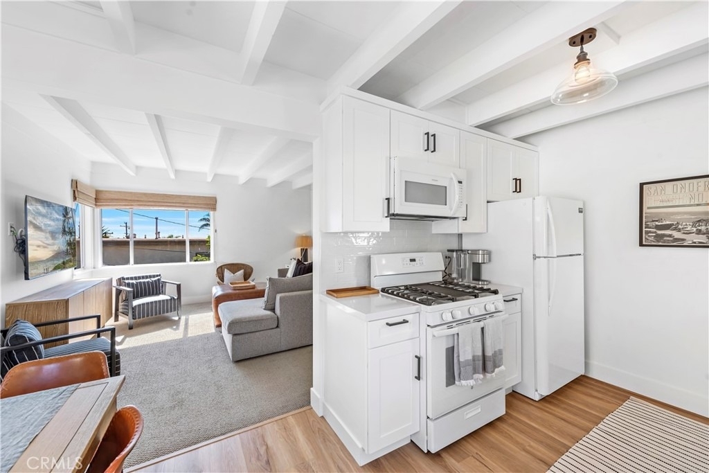 33936 Amber Lantern Street - Photo 11