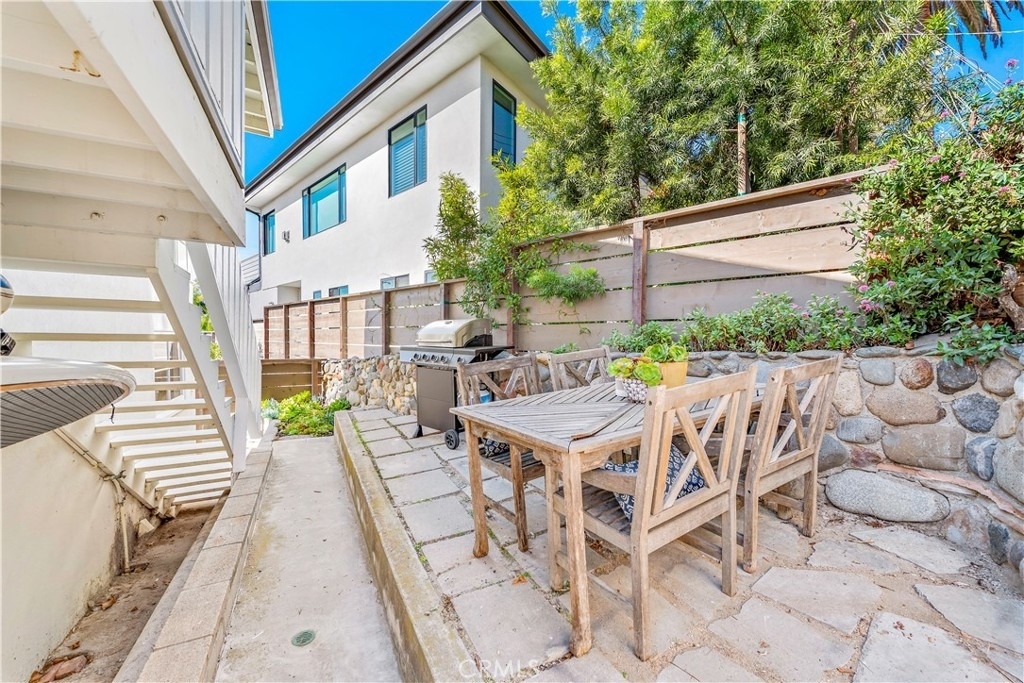 33936 Amber Lantern Street - Photo 5