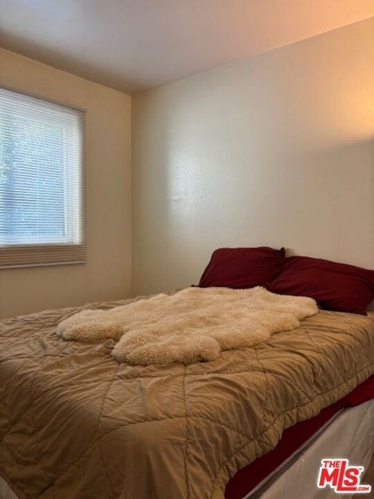1119 Albany Street - Photo 11