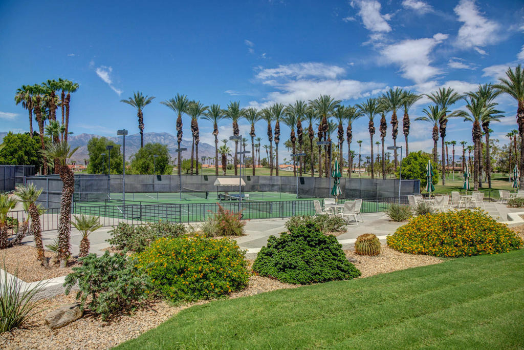 651 Vista Lago Circle N - Photo 28