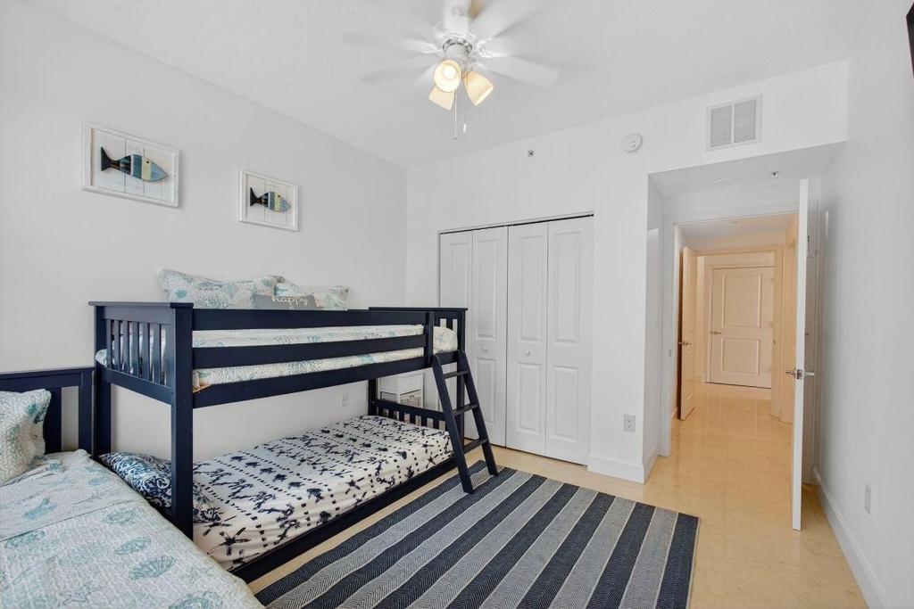 275 Nw Flagler Avenue - Photo 24
