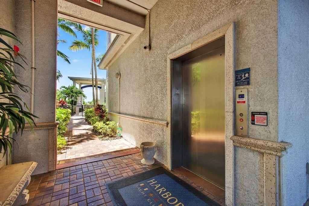 275 Nw Flagler Avenue - Photo 5