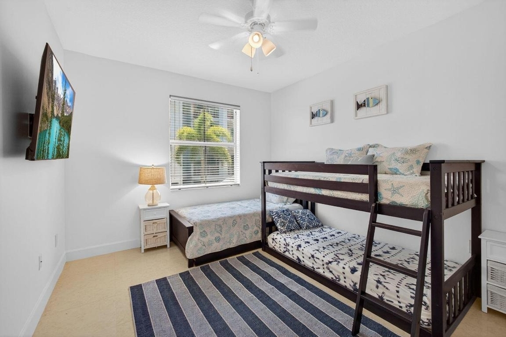 275 Nw Flagler Avenue - Photo 23