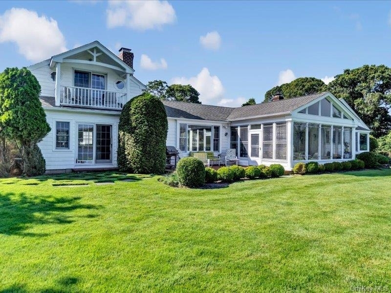44 Griffing Avenue - Photo 2