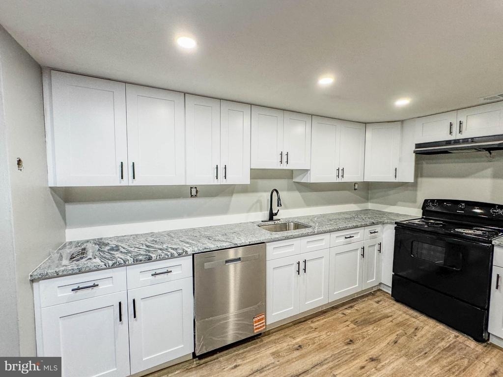 4 Milstone Court - Photo 4