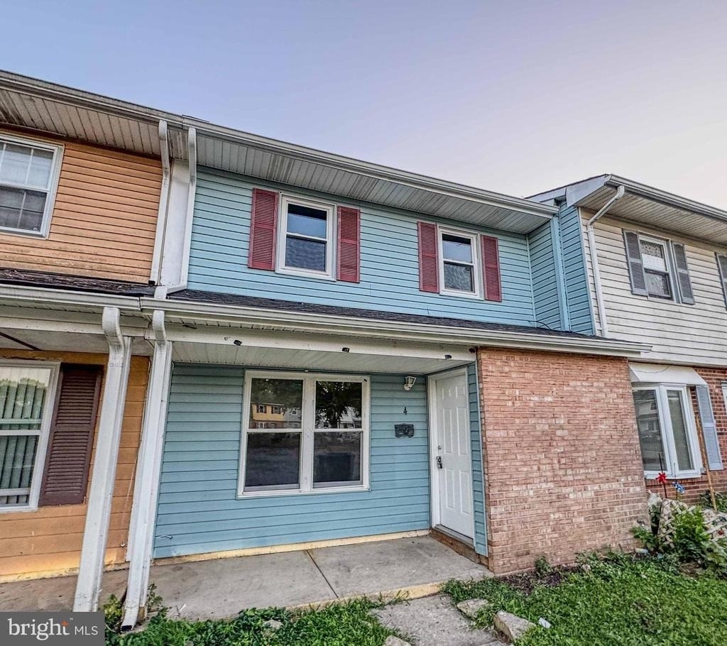 4 Milstone Court - Photo 0