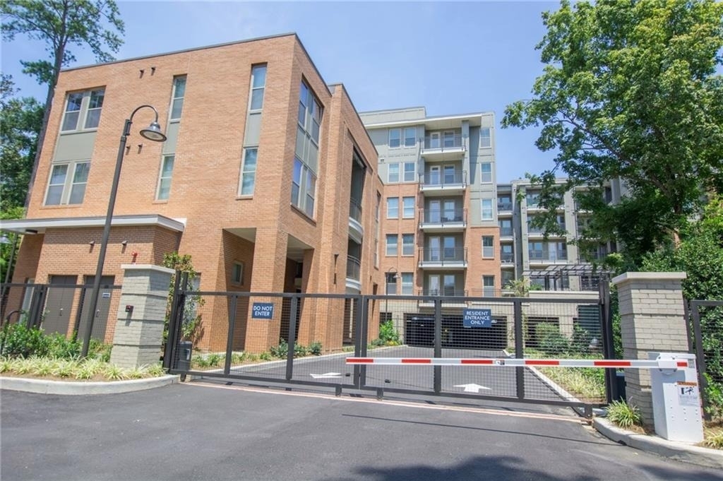 2420 Peachtree Road Nw - Photo 30