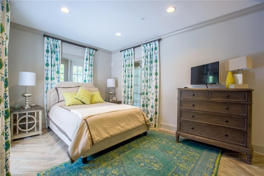 2420 Peachtree Road Nw - Photo 9