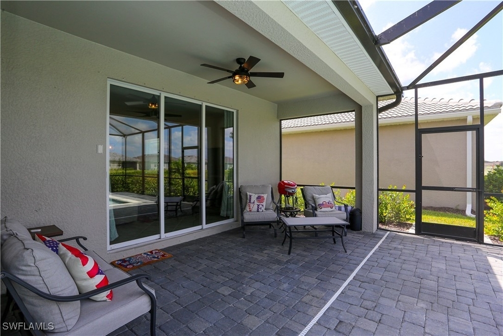 2155 Hamlin Street - Photo 14