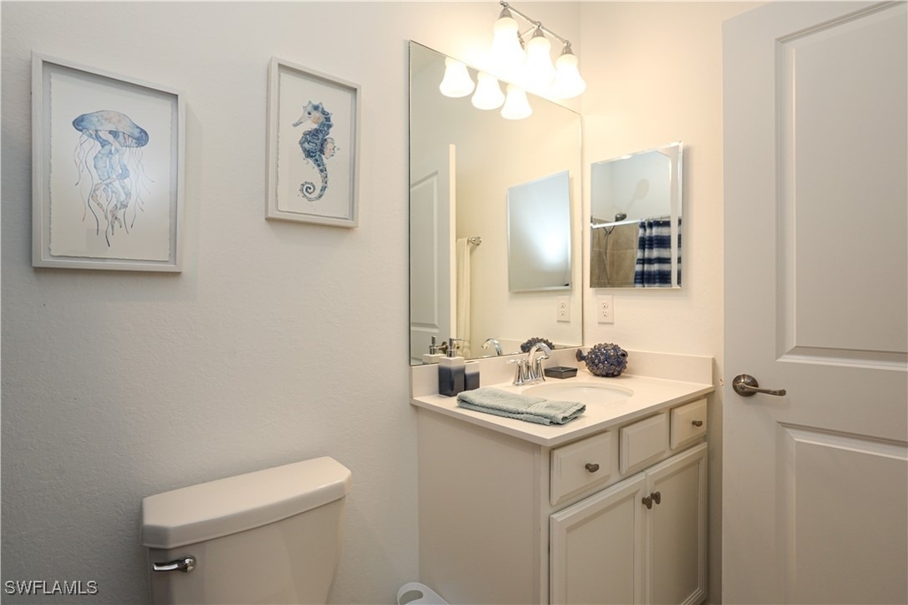 2155 Hamlin Street - Photo 33