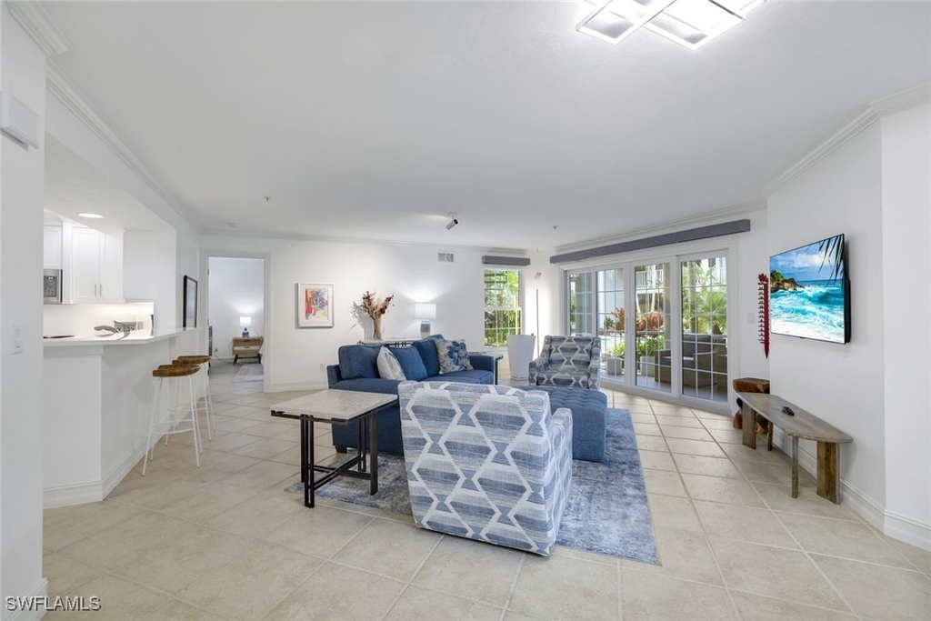 376 3rd Street S - Photo 4