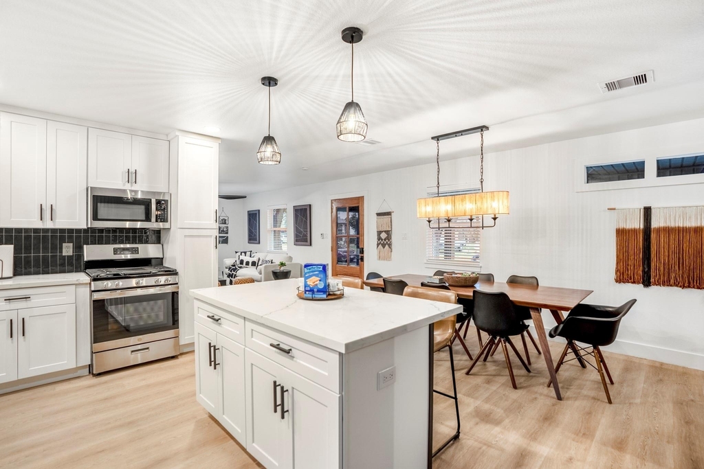 9619 Chatfield Street - Photo 7