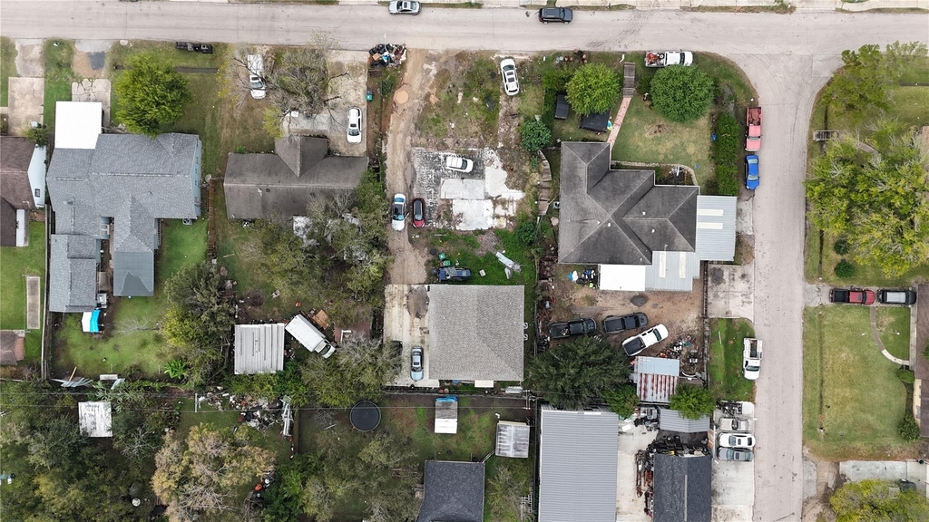 4323 Continental Drive - Photo 40