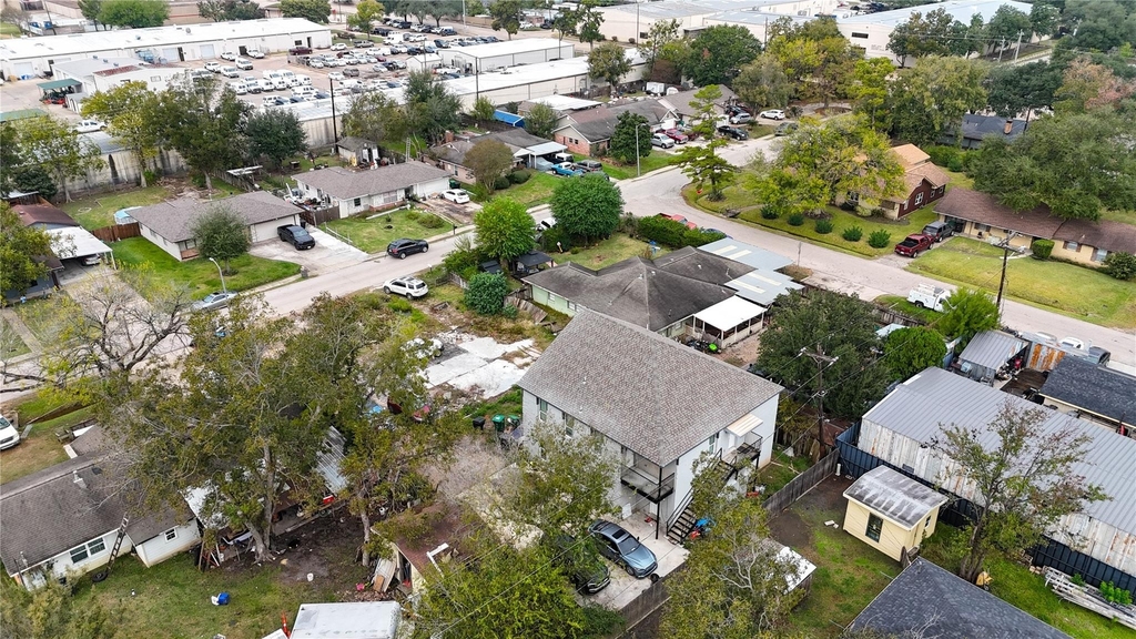 4323 Continental Drive - Photo 37