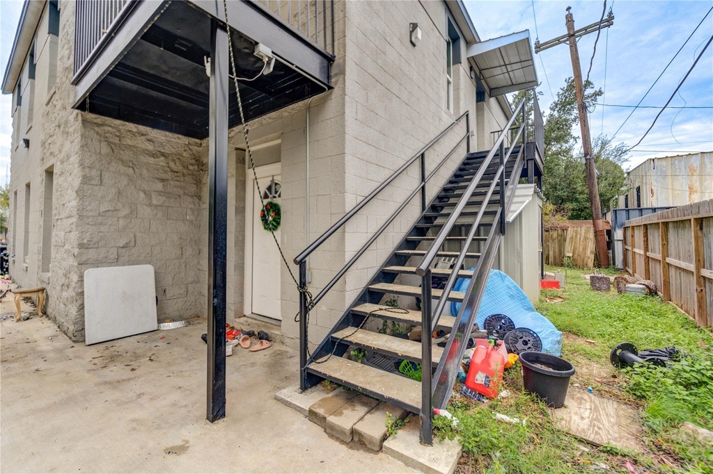 4323 Continental Drive - Photo 25
