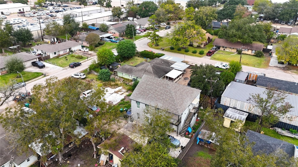 4323 Continental Drive - Photo 38